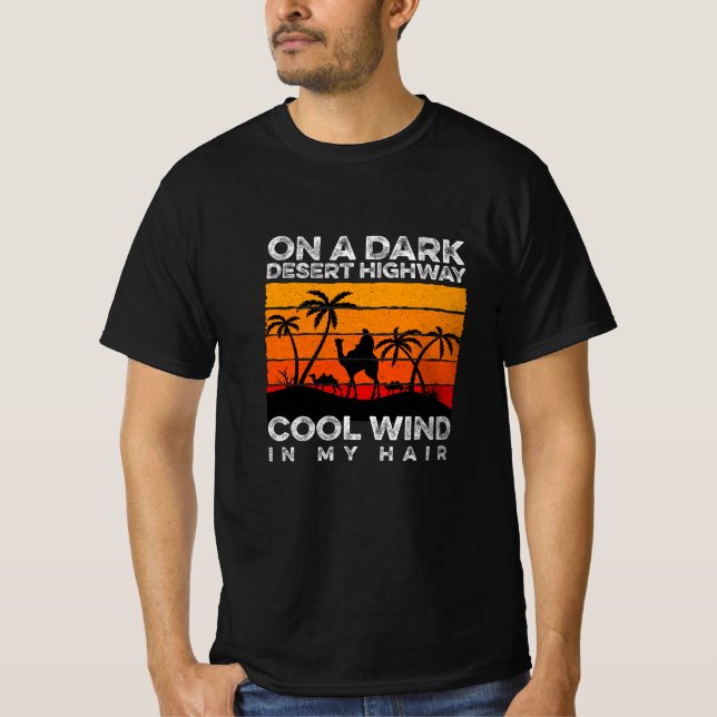 Camiseta Desert Oasis A Caravan Journey through the Scorc (Frente)