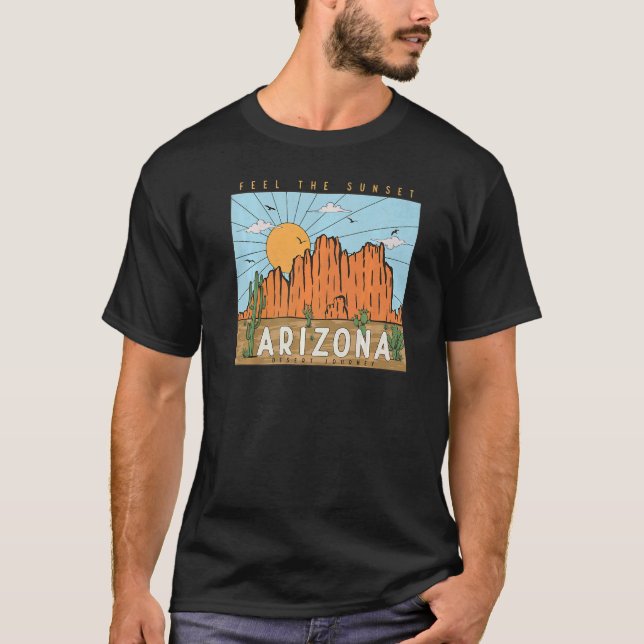 Camiseta Desert Vibes Vintage Sente Sunset Mountain Cactus  (Frente)