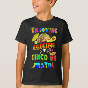 Camiseta Desfrutando Da Cuisine Em Cinco De Mayo