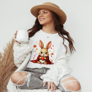 Camiseta Design Aconchegante de Outono: Coelho Apreciando C