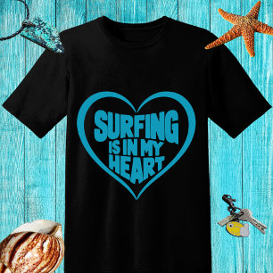 Camiseta Design azul 'Surfar está no meu coração'