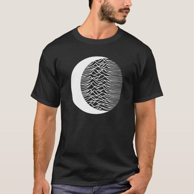 Camiseta design da lua postpunk (Frente)