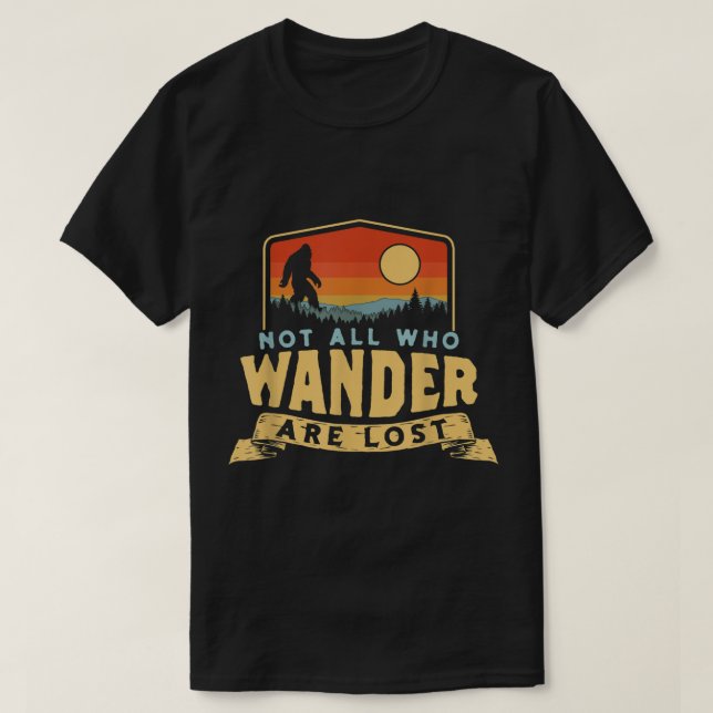 Camiseta Design de Acampamento Retro Bigfoot Viajante (Frente do Design)