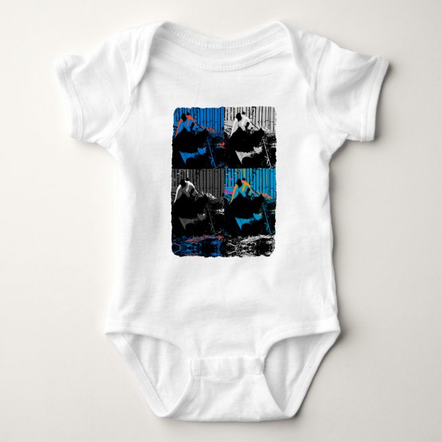 Camiseta Design de Arte Moderna com Urso Panda (Frente)