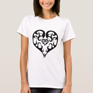 Camiseta Design de Contorno do Coração Negro Blasfado