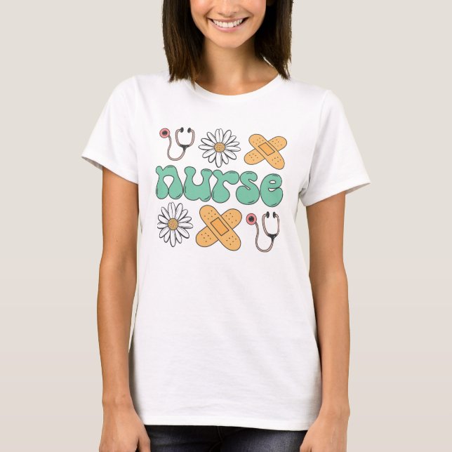 Camiseta Design de Enfermeira Fofa com Flores e Ícones Médi (Frente)