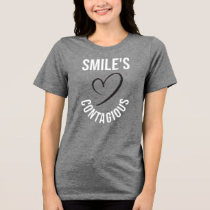 Camiseta design de frase motivacional "O sorriso é contagia