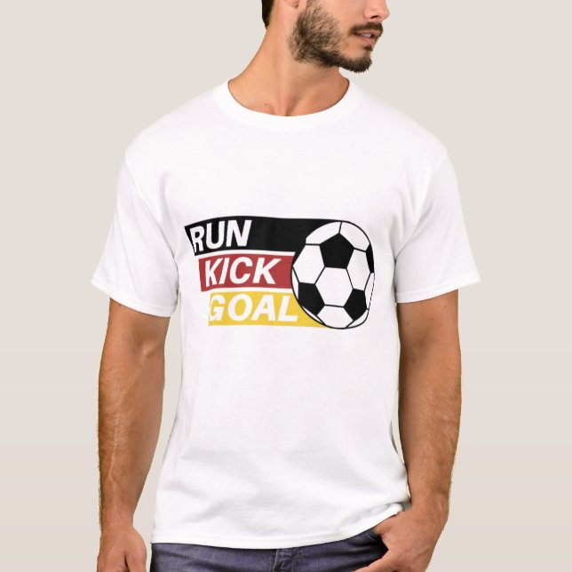Camiseta Design de Futebol 'Corra Chute Gol' (Frente)