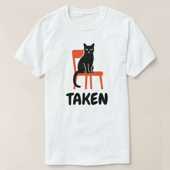 Camiseta Design de Gato Preto Ocupado (Frente do Design)