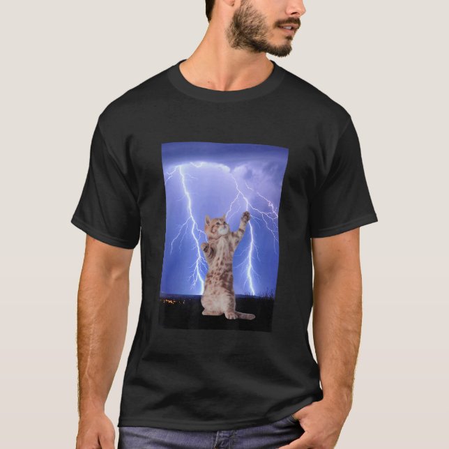 Camiseta Design de Gato Trovão Fofo (Frente)