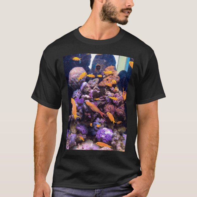 Camiseta Design de Metal Peixe Dourado (Frente)