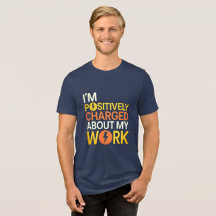 Camiseta Design de Relâmpago Elétrico Carregado Positivamen