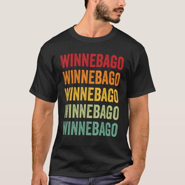 Camiseta Design de texto Arco-íris do Condado de Winnebago  (Frente)