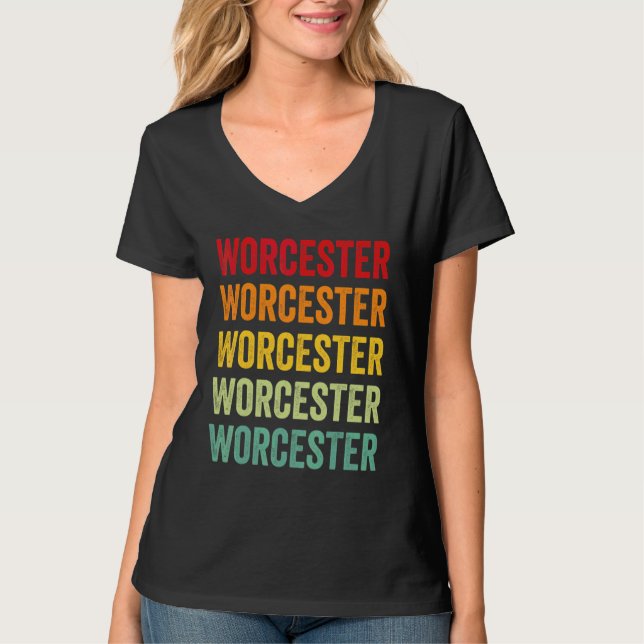 Camiseta Design de texto arco-íris do Condado de Worcester  (Frente)