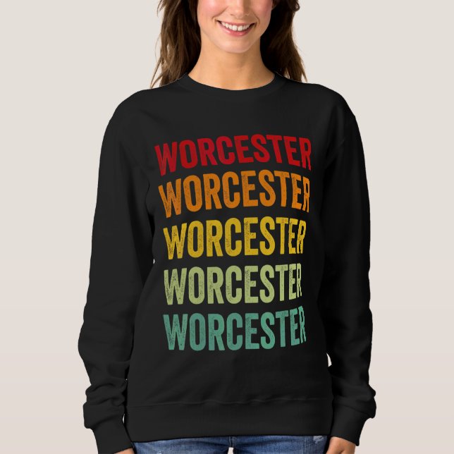 Camiseta Design de texto arco-íris do Condado de Worcester  (Frente)