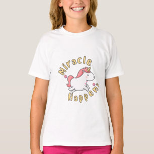Camiseta Design de unicórnio fofo com milagre acontece
