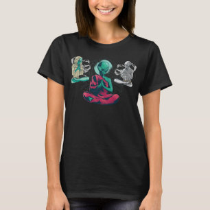 Camiseta Design Divertido de Alien Yoga
