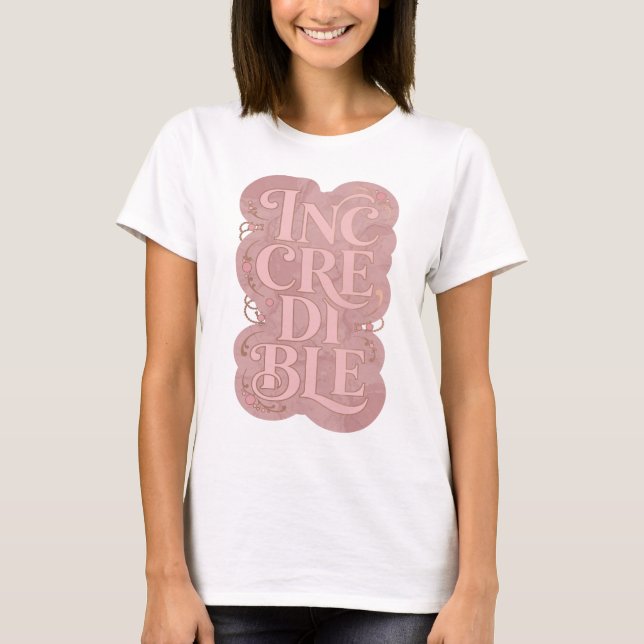 Camiseta Design Ousado Rosa INCRÍVEL Elegante (Frente)