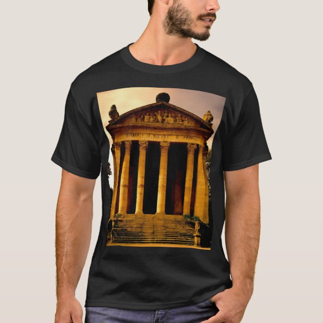 Camiseta Design preto monumental (Frente)
