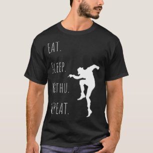 Camiseta Design Tamil por Lungi Life. Comer.Dormir.KUTHU.Re