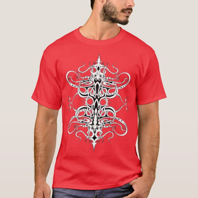Camiseta Design Tribal do Império Negro e Branco (Frente)