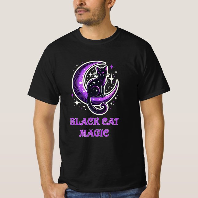 Camiseta Designs de Gato Preto Adoráveis e Brancos (Frente)