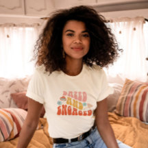 Desorientada e Comprometida Festa de Noivado Retro