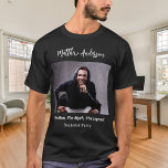 Camiseta Despedida de solteiro fotógrafo mito nome de legen<br><div class="desc">Personalize e adicione sua própria foto do solteiro. Personalize e adicione um nome e um texto. Texto: O Homem,  O Mito,  A Lenda.</div>