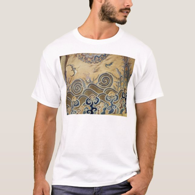 Camiseta Detalhe de uma veste funerária, dinastia de Qing (Frente)