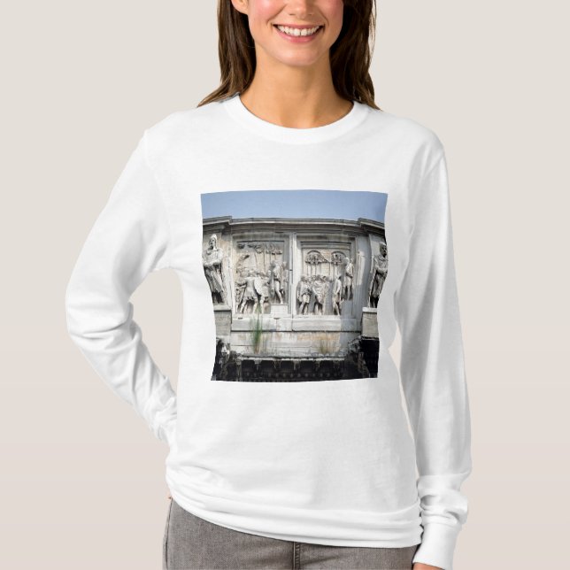 Camiseta Detalhe do arco Constantim (Frente)