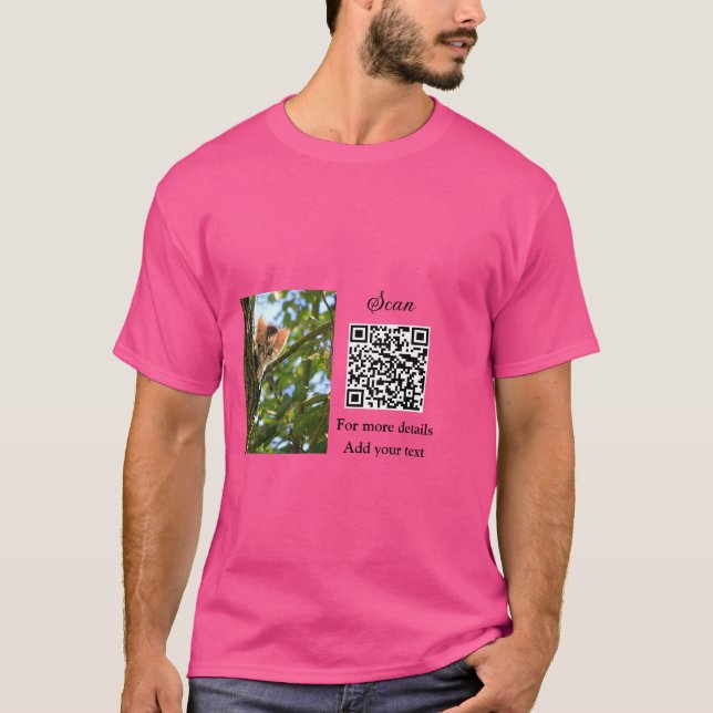 Camiseta Detalhes simples do nome do animal QR código adici (Frente)
