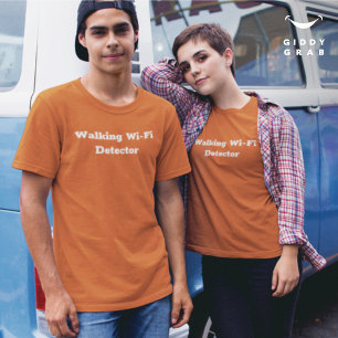 Camiseta Detector Wi-Fi Andando por Citação de Caracteres E