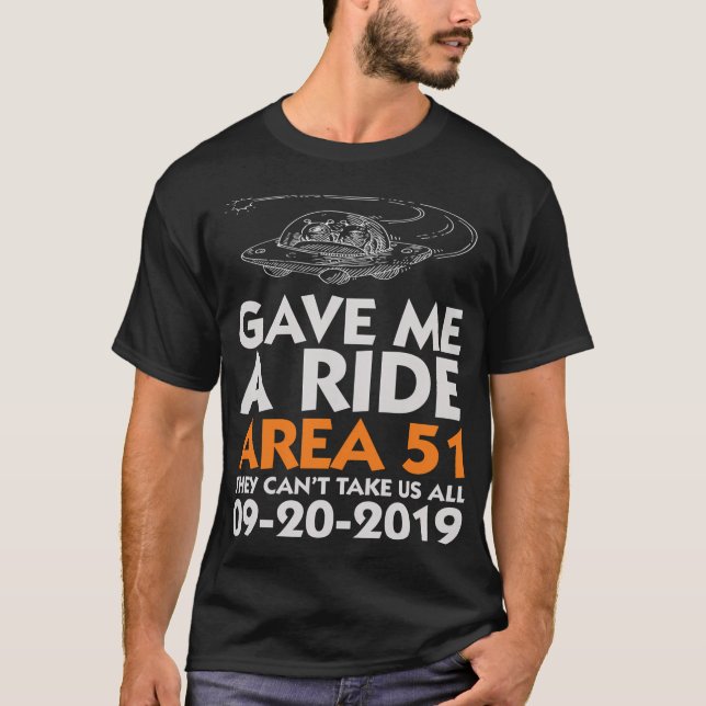 Camiseta Deu-Me Uma Área 51 (Frente)