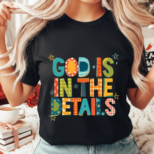 Camiseta Deus Está Nos Detalhes Rans Boho Cristão Colorido