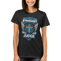 Deus Fez Os Mais Fortes E Os Chamou De Juiz