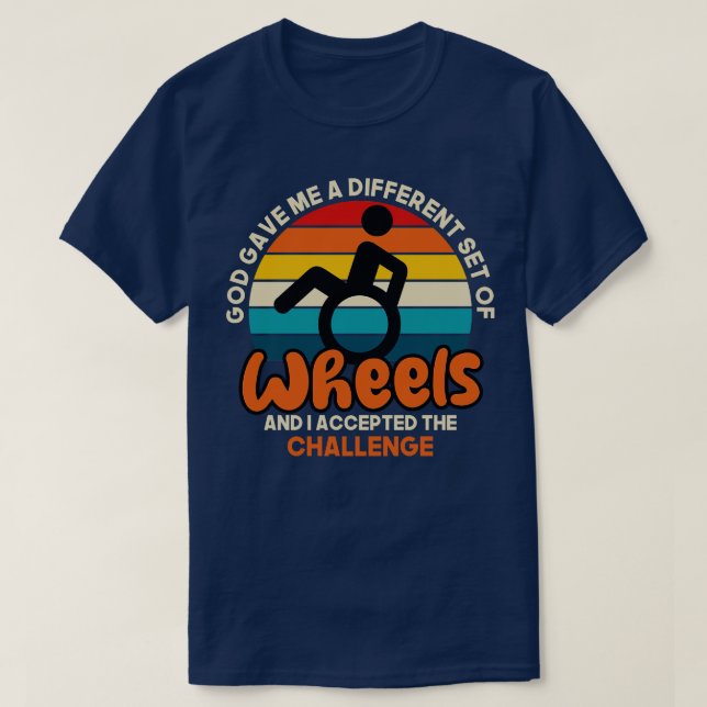 Camiseta Deus Me Deu Um Conjunto Diferente De Rodas E Eu Ac (Frente do Design)