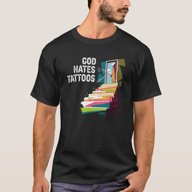 Camiseta Deus Odeia Tatuagens Religião Cristã Crença (Frente)