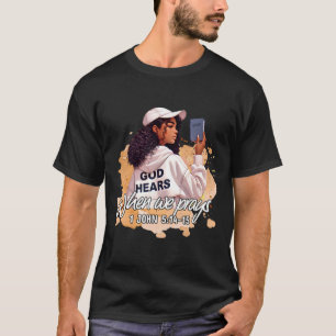 Camiseta Deus Ouve Quando Oramos Fé Mês da História Negra 