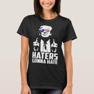 Camiseta Deuses Engraçados dos Dedos do Meio Vão Odiar