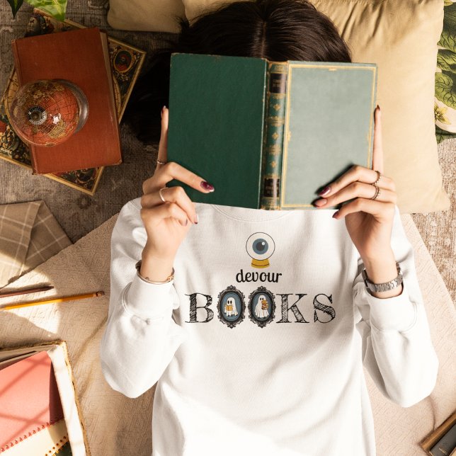 Camiseta Devour Books - Leitura de Fantasmas (This item is for display purposes only to illustrate the design element. )