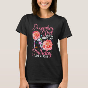 Camiseta Dezembro Menina Entrando No Meu Aniversário Como U