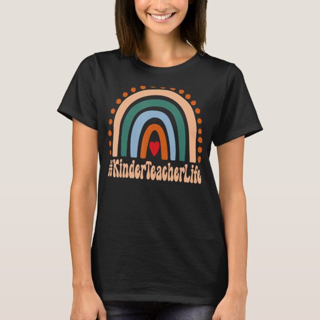 Camiseta Dia de Apreciação do Arco-Íris do Professor Kinder (Frente)