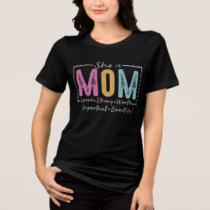 Camiseta Dia de as mães Inspiradora Ela É Mãe