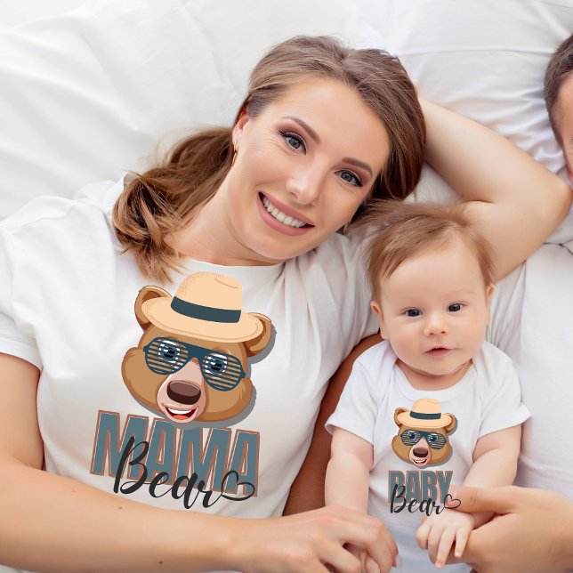 Camiseta Dia de as mães Mulher nova mãe e bebê combinando (Criador carregado)