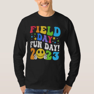 Camiseta Dia de Campo Escolar Dia de Diversão Groovy Field