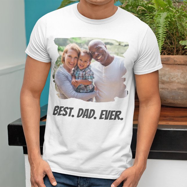 Camiseta Dia de os pais de Fotografias da Família Personali (Nothing says “I love you, dad” like a custom photo T-shirt. Make him smile with this gift.)