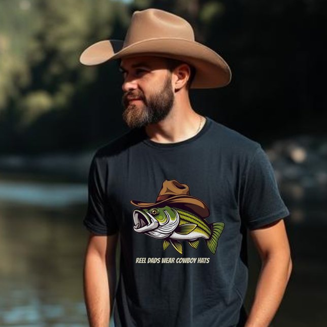 Camiseta Dia de os pais Engraçado Peixe vestindo um Chapéu  (Bass Fish with a Cowboy Hat, Fisherman Style Fathers Day Birthday For him)