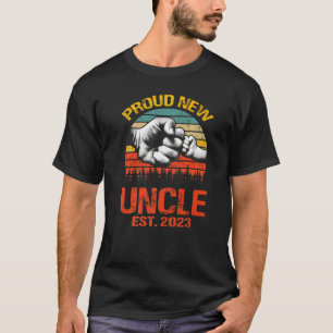 Camiseta Dia de os pais Orgulhoso do Novo Tio Est 2023