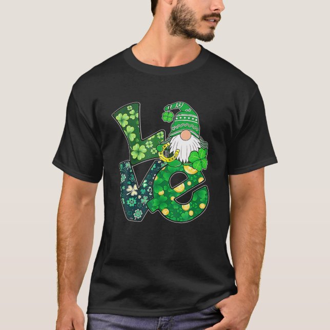 Camiseta Dia de São Patrício Amor Gnomos Shamrock Horsfere  (Frente)