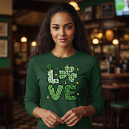 Camiseta Dia de São Patrício AMOR Verde Padrões Mistos Trev